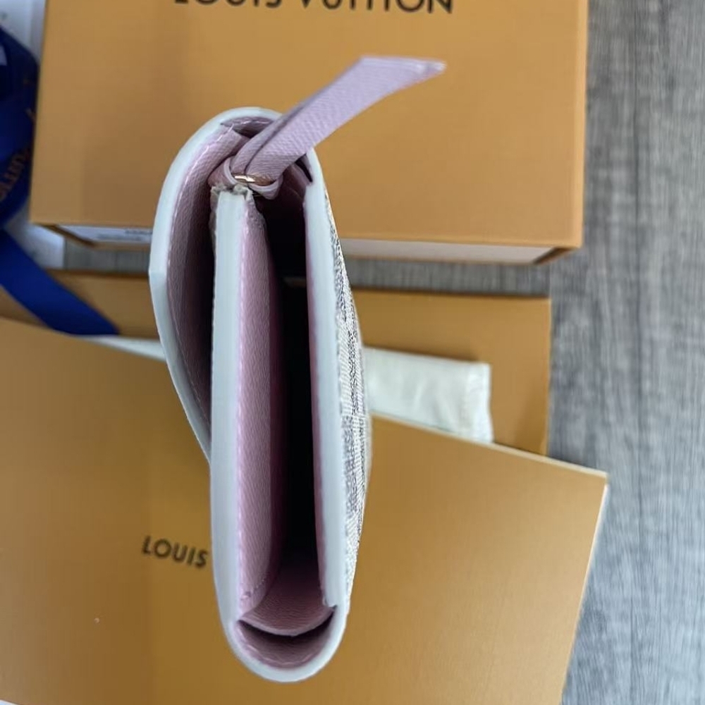 Louis Vuitton Victorine Wallet - Picture 3 of 11